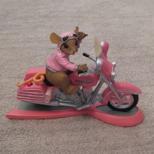 Charming Tails Mouse Figurine